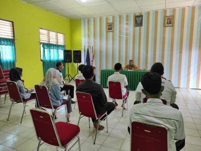 Rapat Tata Usaha